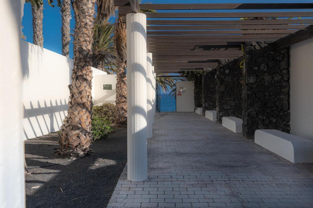 Beautiful Studio On The Seafront Costa Teguise Exterior foto